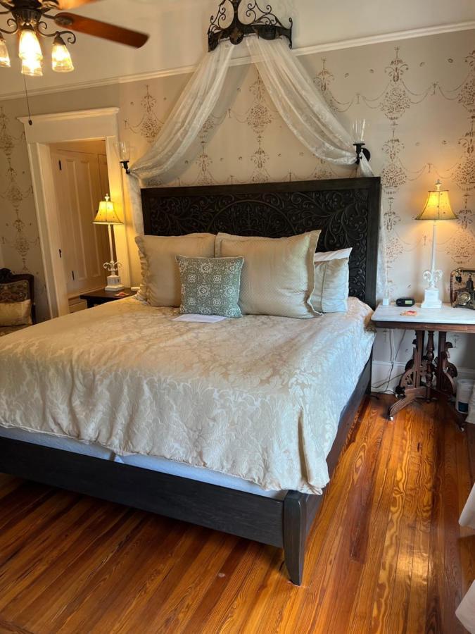 Hoyt House Luxury Bed & Breakfast Fernandina Beach Bagian luar foto